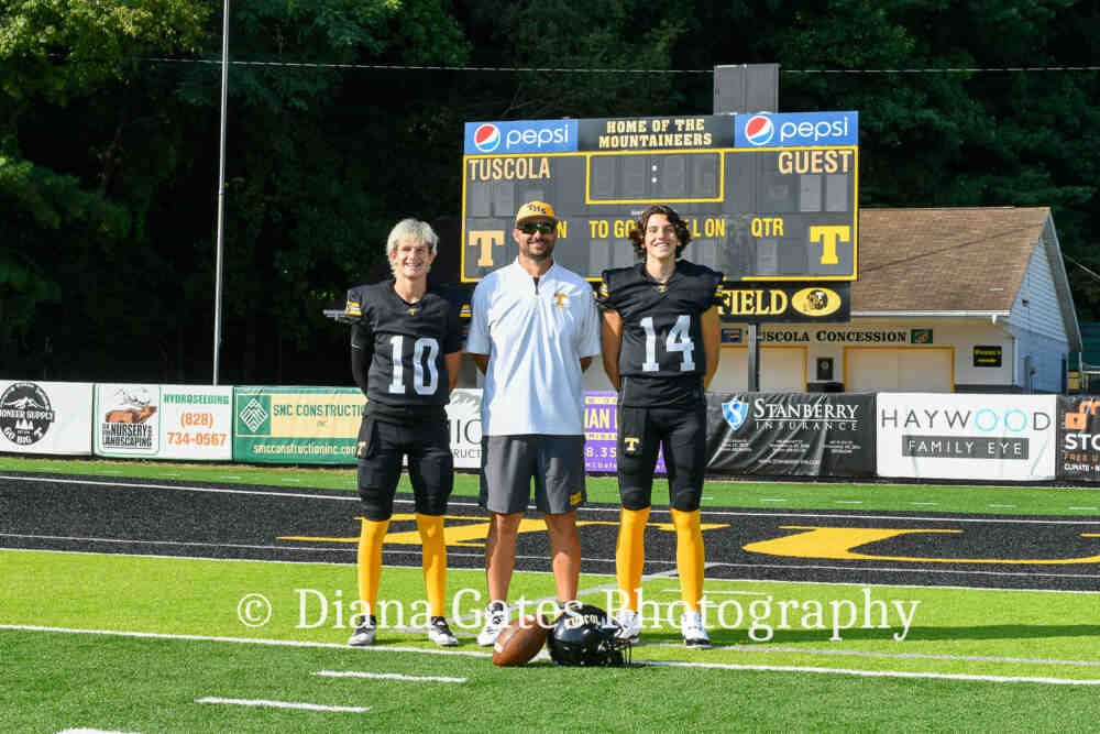 DSC_9273-Quarterbacks